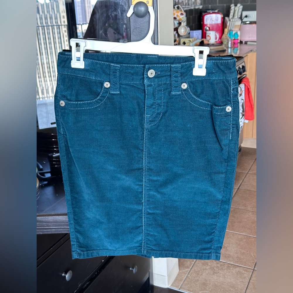 LONDONJEAN by Victoria Secret Turquoise Teal Corduroy Pencil Skirt Y2K era RARE